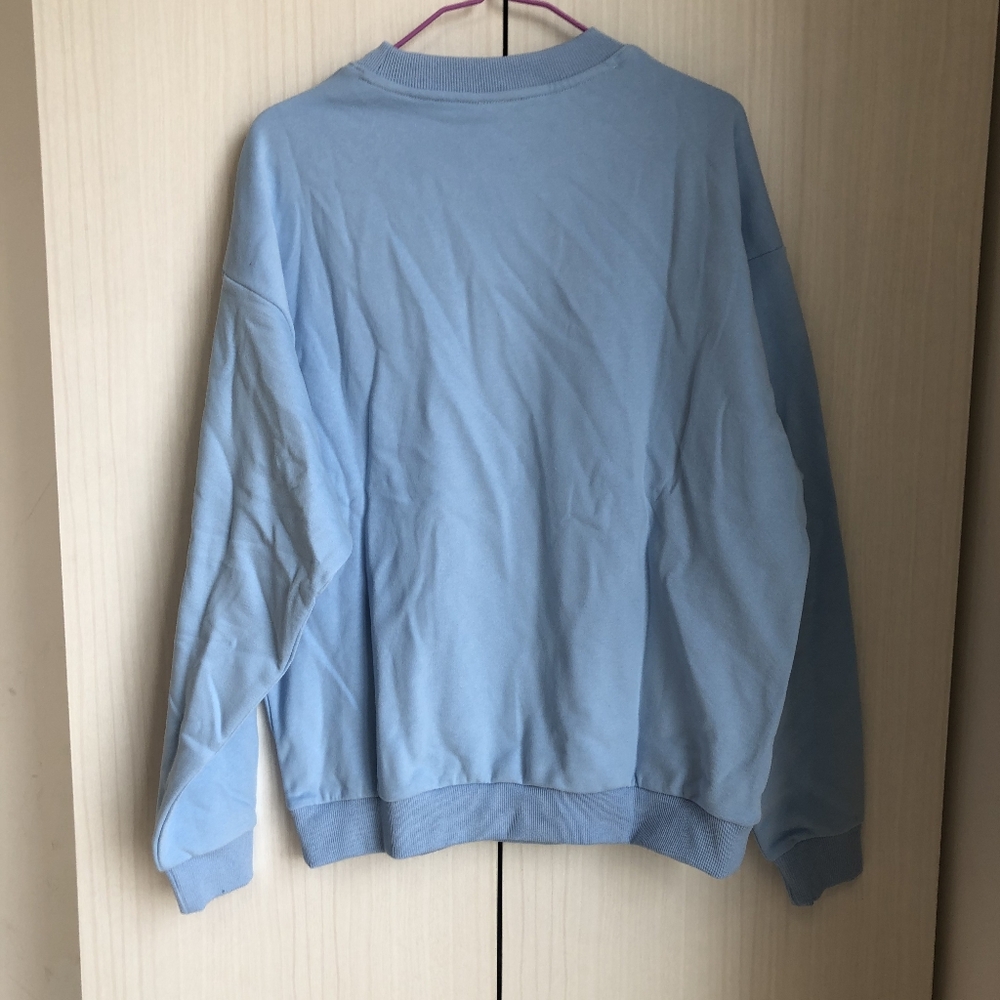 ALO Yoga Women's Blue Crewneck Sweatshirt - Picture 2 of 4